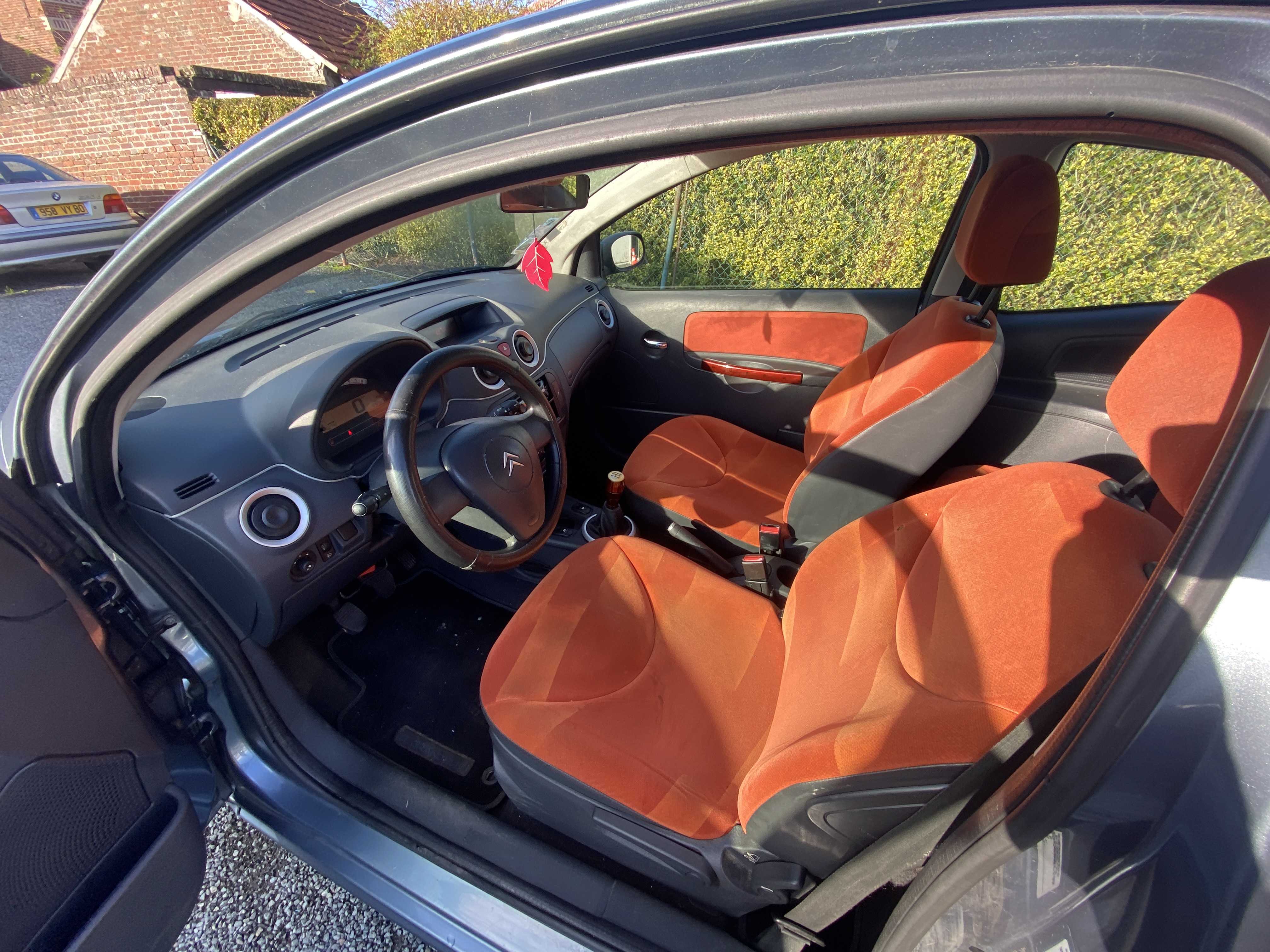 Miniature du véhicule