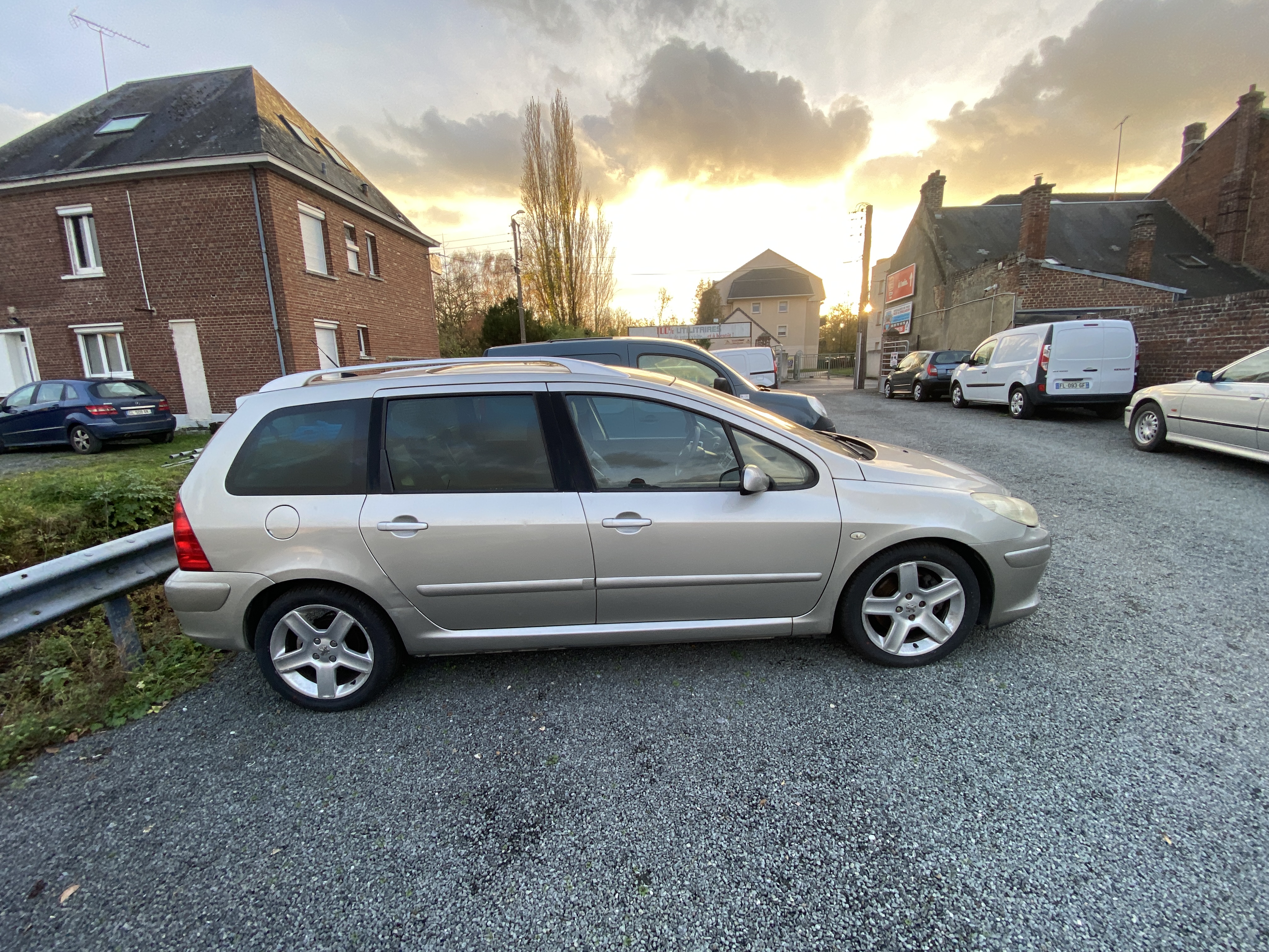 Miniature du véhicule