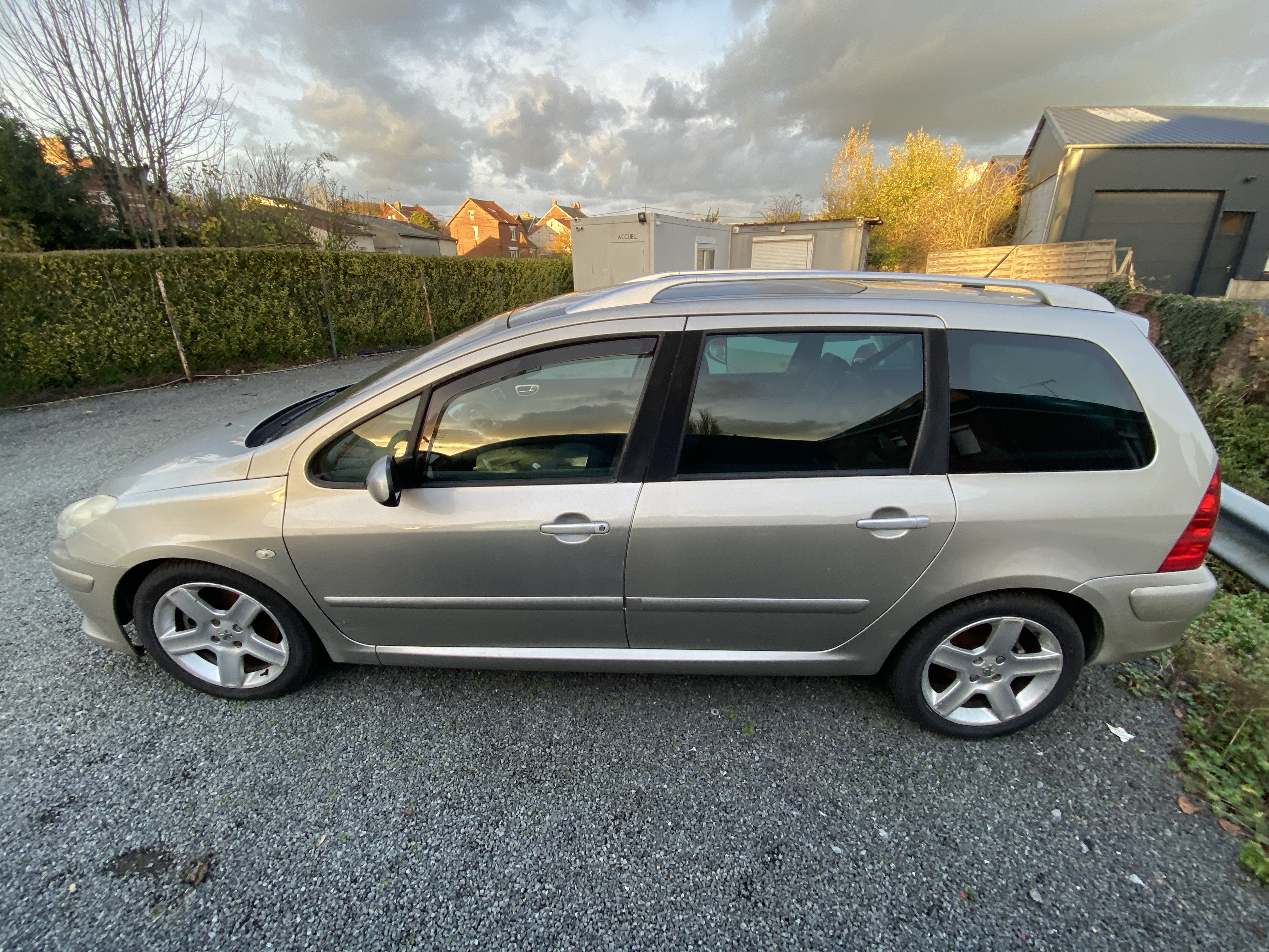 Miniature du véhicule