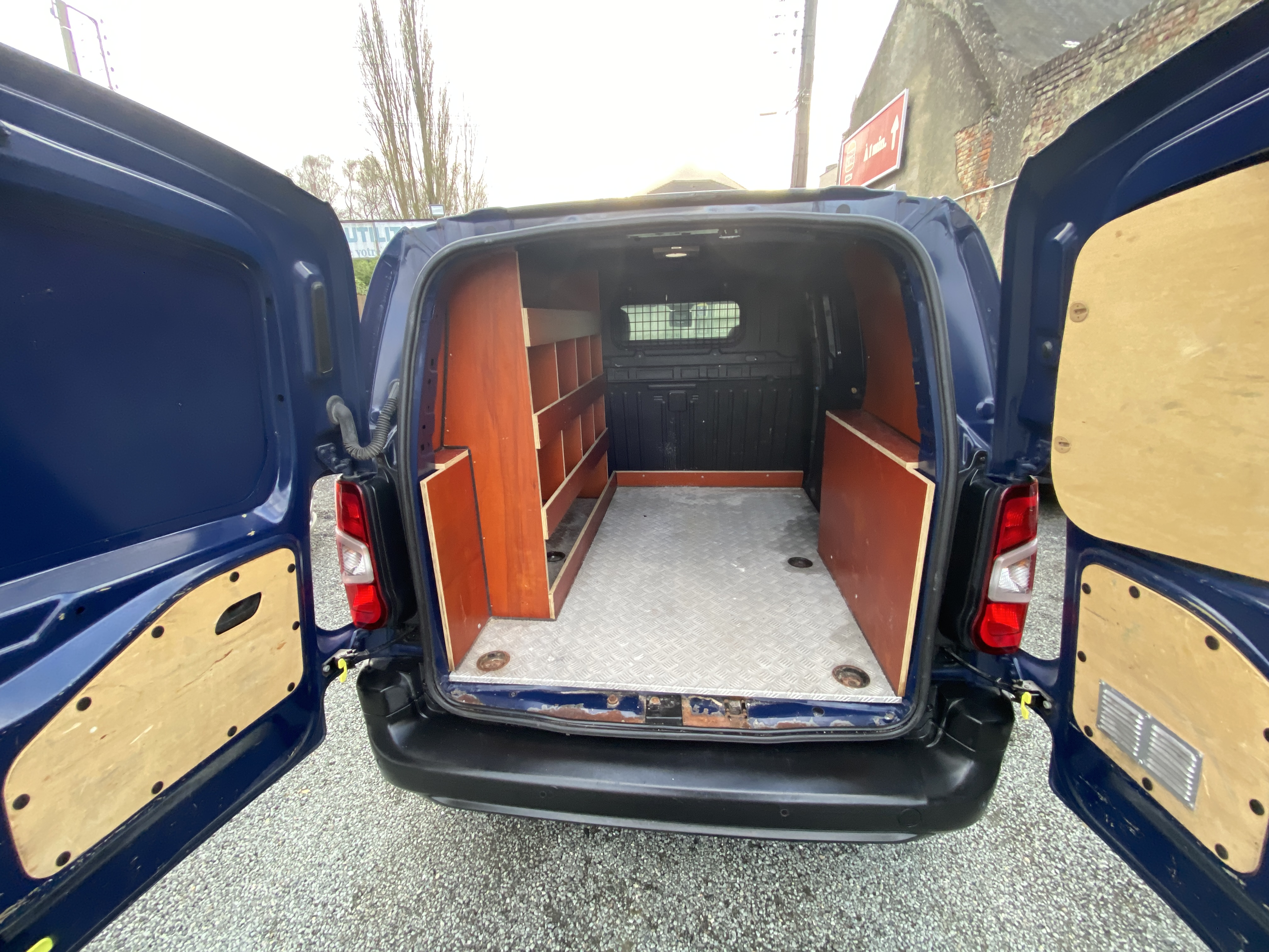 Miniature du véhicule